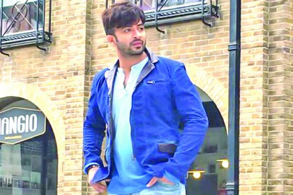 একসঙ্গে নতুন পাঁচ ছবিতে শাকিব খান