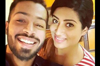 সেই নারীর রহস্য ভেদ করলেন হার্দিক পাণ্ডে