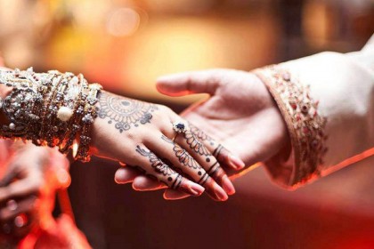 রোহিঙ্গা নারীকে বিয়ে করলেন মানিকগঞ্জের যুবক