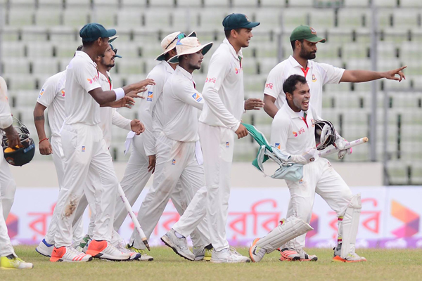 চার বছর পর তামিম-সাকিবকে ছাড়া মাঠে নামছে বাংলাদেশ