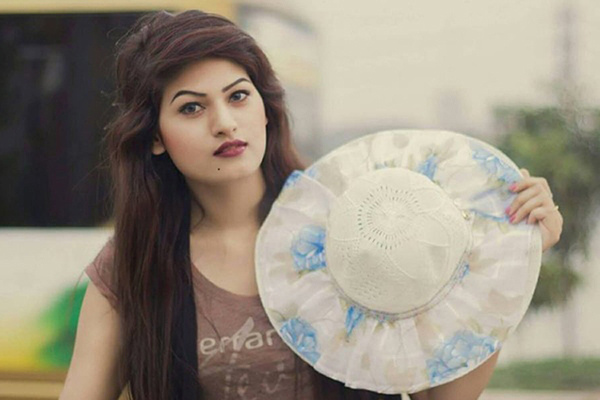 শিগগিরই চলচ্চিত্রে পা রাখছেন এভ্রিল