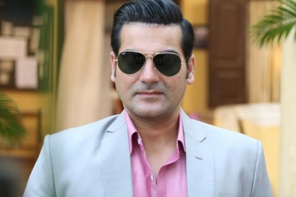 নতুন করে প্রেমের সম্পর্কে আরবাজ খান