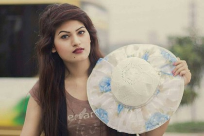 শিগগিরই চলচ্চিত্রে পা রাখছেন এভ্রিল