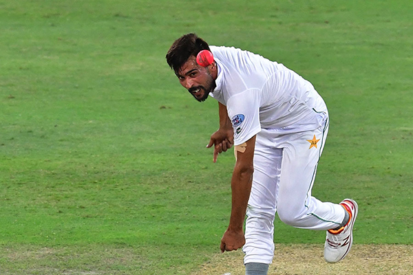 ওয়ানডে থেকে ছিটকে গেলেন আমির