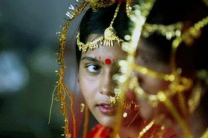 বিধবাকে বিয়ে করলে সরকার দেবে আড়াই লাখ টাকা