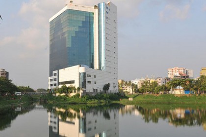 ভবন ভাঙতে আরও ৭ মাস সময় পেল বিজিএমইএ