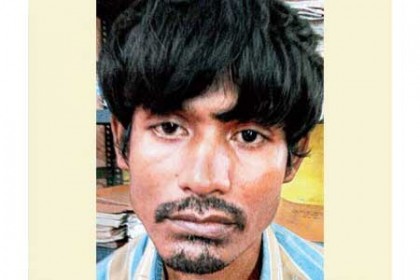 ভিক্ষুক বানাতে কন্যাশিশু ও স্ত্রীকে অন্ধ করে দিল বাবা!