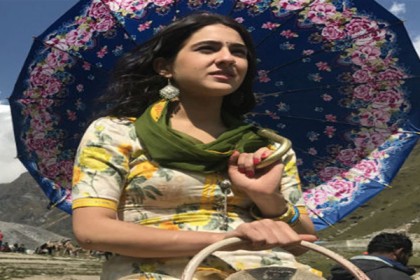 ‌কেদারনাথের ফার্স্ট লুকে সারা যেন অমৃতারই প্রতিচ্ছবি!