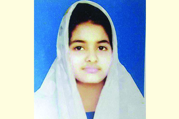 বাসায় ফিরেই আত্মহত্যা মেধাবী স্কুলছাত্রীর