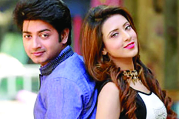 
মিম-বাপ্পী আসছেন