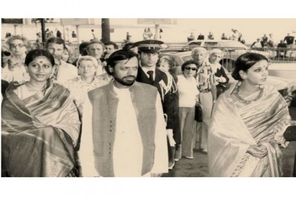 কানের রেড কার্পেটে হেঁটেছেন স্মিতা পাতিল-শাবানা আজমিও