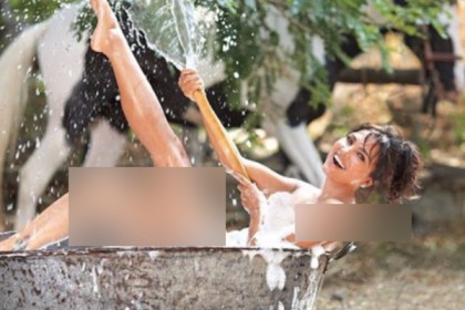 ক্যালেন্ডারের ফটোশুটে 'উষ্ণ' লারা, ভাইরাল সেই ছবি
