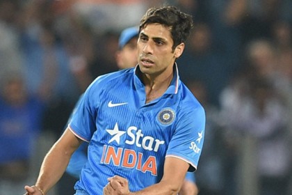 সব ধরনের ক্রিকেট থেকে অবসরের ঘোষণা নেহরার 