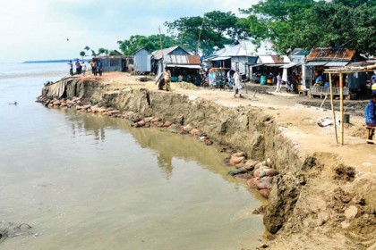 
বাংলাদেশের ১২ লাখ মানুষ গৃহহারা হওয়ার ঝুঁকিতে
