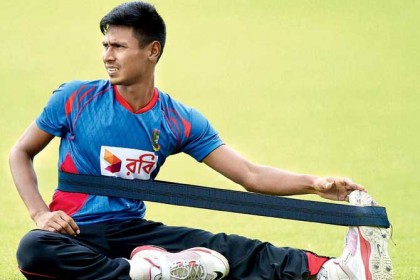 ইনজুরিতে মোস্তাফিজ, খেলছেন না প্রথম ওয়ানডে
