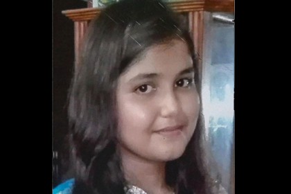 উত্ত্যক্তকারীর হাতে মার খেল বাবা, মেয়ের আত্মহত্যা!