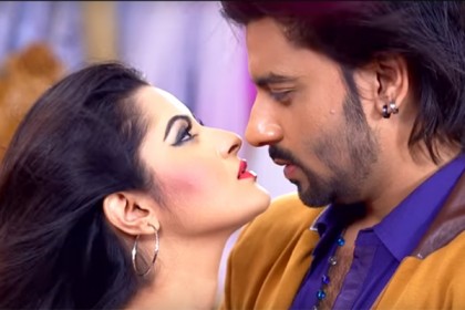 পরীর 'তুই সদ্য ফোটা ফুল' (ভিডিও)