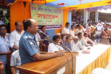 বড়াইগ্রামে ইভটিজিং ও বাল্য বিবাহ বিরোধী শিক্ষার্থী সমাবেশ