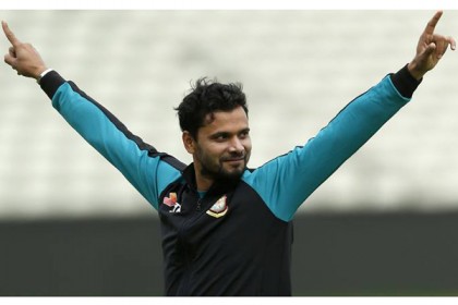 মাশরাফির না খেলার খবরকে 'গুজব' বললেন নান্নু