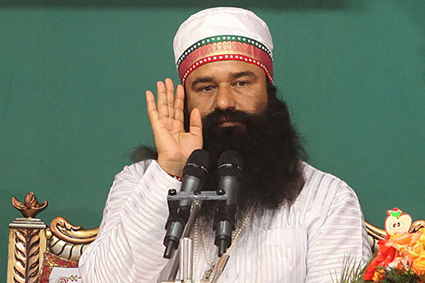 জেলে মিষ্টি নিয়ে হাজির রাম রহিমের স্ত্রী হারজিত  