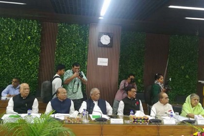 কাদেরের নেতৃত্বে ইসির সঙ্গে আওয়ামী লীগের সংলাপ শুরু