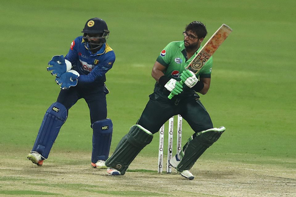 অভিষেক ম্যাচেই ইনজামাম ভাতিজার সেঞ্চুরি