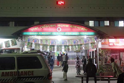 সিএনজিতে তরুণীর লাশ ফেলে পালাল স্বজনরা    