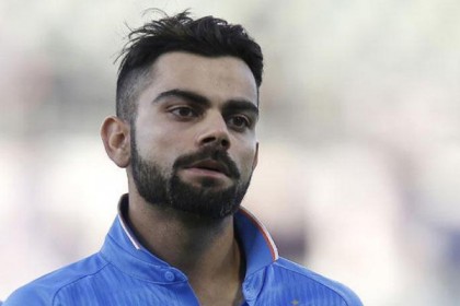 সোশ্যাল মিডিয়ায় কোহলিকে ‘ভণ্ড’ বলে কটূক্তি