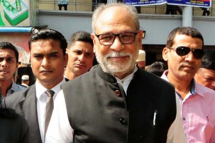 দুদকের মামলায় বগুড়ায় লতিফ সিদ্দিকী