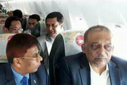 মিয়ানমারের উদ্দেশে ঢাকা ছেড়েছেন স্বরাষ্ট্রমন্ত্রী