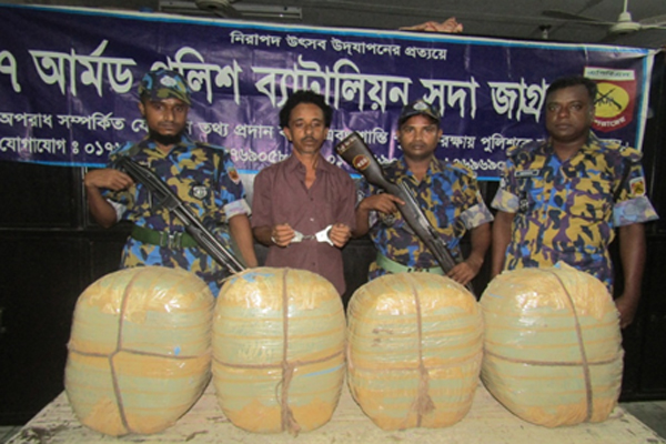 ১৬ কেজি গাঁজাসহ মৌলভীবাজারে আটক ১ 