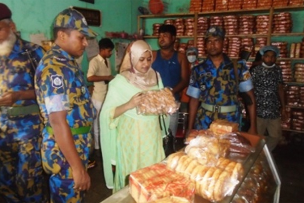রাজধানীতে ৬টি প্রতিষ্ঠানকে দেড় লাখ টাকা জরিমানা