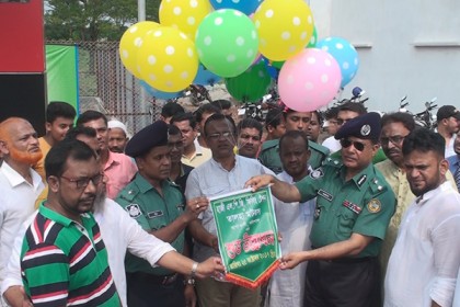 বরিশালে প্রথমবারের মতো গ্যাস ফিলিং স্টেশনের উদ্ধোধন