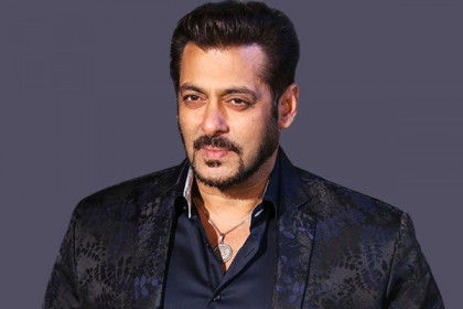 নিজের পরবর্তী ছবির রহস্য ফাঁস করলেন সালমান