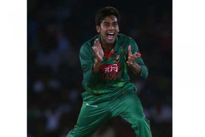 প্রোটিয়া শিবিরে আঘাত হানলেন মিরাজ