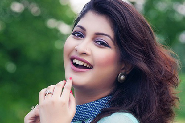 'কেরানির বউ' সারিকা