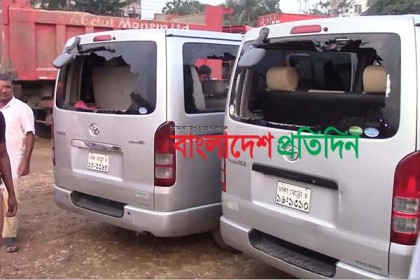 খালেদা জিয়ার গাড়িবহরে হামলা