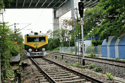 ট্রেনের সামনে আত্মহত্যা প্রেমিক যুগলের