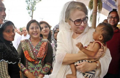 'রোহিঙ্গাদের পাশে যেভাবে দাঁড়ানো উচিৎ ছিল সরকার সেভাবে দাঁড়ায়নি'