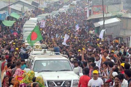খালেদার গাড়িবহরে হামলার ঘটনায় মামলা