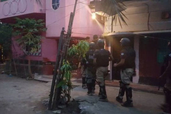 যশোরে বিপুল পরিমাণ বোমা উদ্ধার, অভিযান চলছে