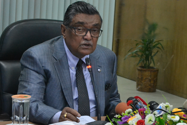 জলাবদ্ধতা নিরসন প্রকল্পের সর্বশেষ অবস্থা জানাতে বললেন মন্ত্রী