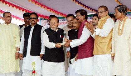 কুমিল্লায় আনুষ্ঠানিক ভাবে আওয়ামী লীগের সদস্য সংগ্রহ কার্যক্রম শুরু
