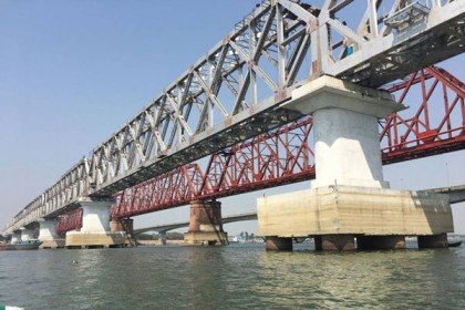 উদ্বোধনের অপেক্ষায় স্বপ্নের দুই রেল সেতু