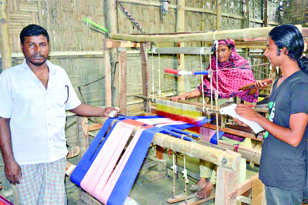 জেগে ওঠার সম্ভাবনায় রানীরবন্দরের তাঁত
