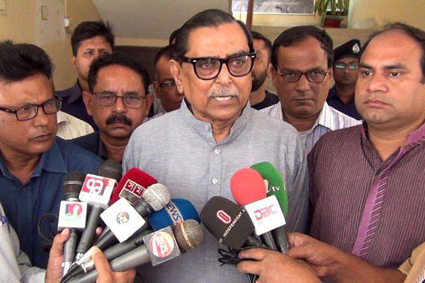 রোহিঙ্গাদের কারণে সমস্যা দেখা দিয়েছে পর্যটন খাতে: মেনন  