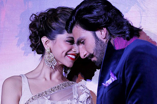 ‌সম্পর্কে দুরত্ব সৃষ্টি হয়েছে দীপিকা-রণবীরের 
