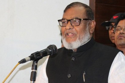 'মন্ত্রী হলেই বিদেশে বাড়ির মালিক হয়ে যান রাজনীতিকরা'