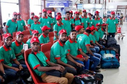দশ মাসে বিদেশে গেছেন প্রায় সাড়ে ৮ লাখ কর্মী 