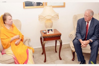 মার্কিন প্রতিনিধি শ্যাননের সঙ্গে বৈঠকে খালেদা 